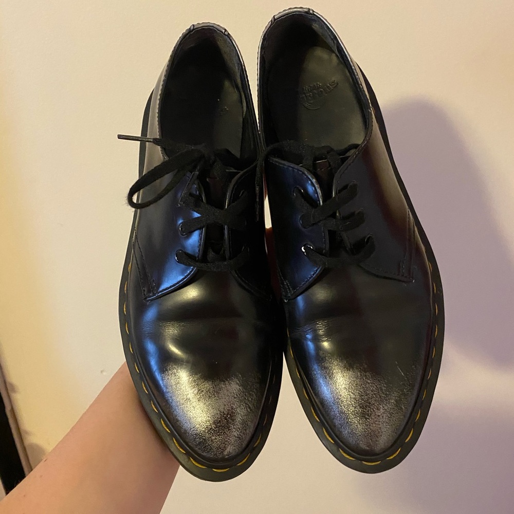 Dr Martens low top